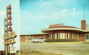 Valley View Motel - Dayton, Ohio Vintage Postcard