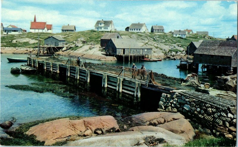 NOVA SCOTIA PEGGY'S COVE VINTAGE CANADIAN POSTCARD Fishing Village Scene 