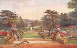 uk28149 terrace gardens warwick castle uk