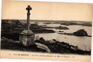 CPA Ile de BRÉHAT-La Croix de St-MICHEL et les Ilots de Kerpont (230454)