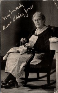 Postcard Very Sincerely Aunt Abbey Jones in Chicago, Illinois~139064