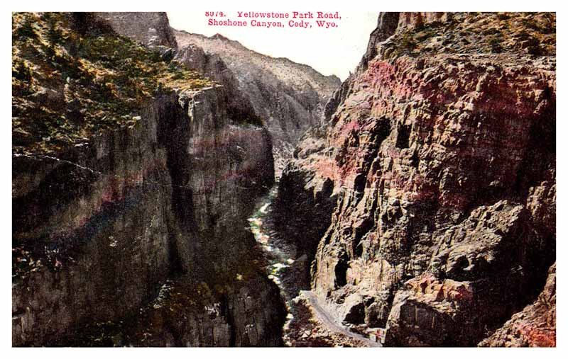 Postcard ROAD SCENE Cody Wyoming WY AQ9015