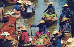 VINTAGE POSTCARD FLOATING MARKET DURING RUSH HOUR DAMNERNSADUAK RAJBURI THAILAND