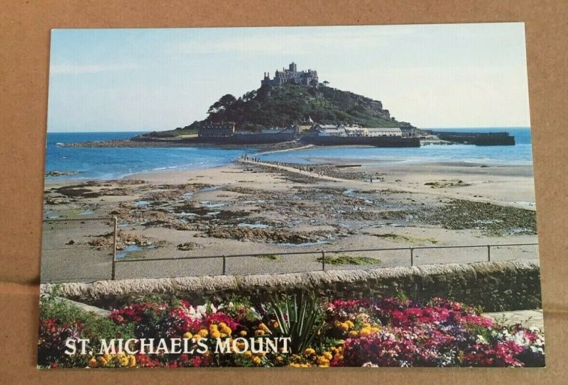 POSTCARD - UNUSED - ST. MICHAELS MOUNT, CORNWALL, ENGLAND