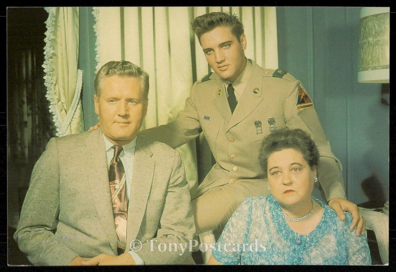 Elvis with his mother Glady's and father Vernon