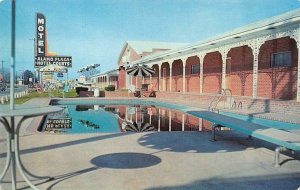 LITTLE ROCK, AR Arkansas ALAMO PLAZA MOTEL Roadside POOL c1950's Chrome Postcard