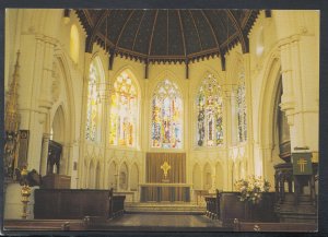 London Postcard - Interior of St George, The Parish Church, Beckenham   T6402