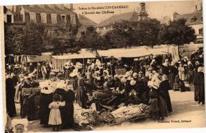 CPA CONCARNEAU-L'Attrait des Chiffons (188583)