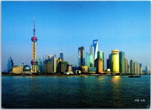 VINTAGE CONTINENTAL SIZE POSTCARD THE SHANGHAI CHINA SKYSCRAPERS AND SKYLINE