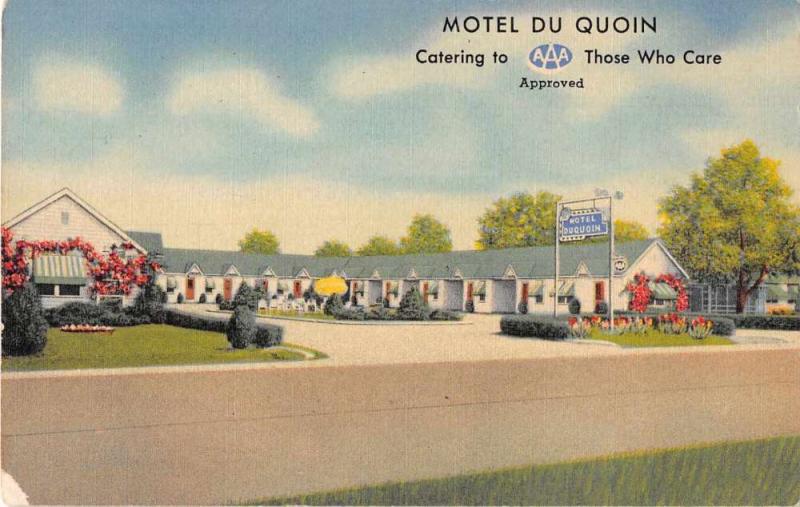 Du Quoin Illinois birds eye view Motel Du Quoin courtyard antique pc Y15669