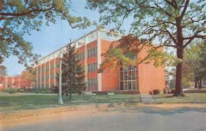 HICKORY, NC North Carolina MINGES SCIENCE BUILDING~Lenoir Rhyne College Postcard