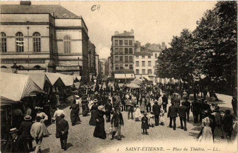 CPA AK St-ÉTIENNE Place du Theatre ` (401940)