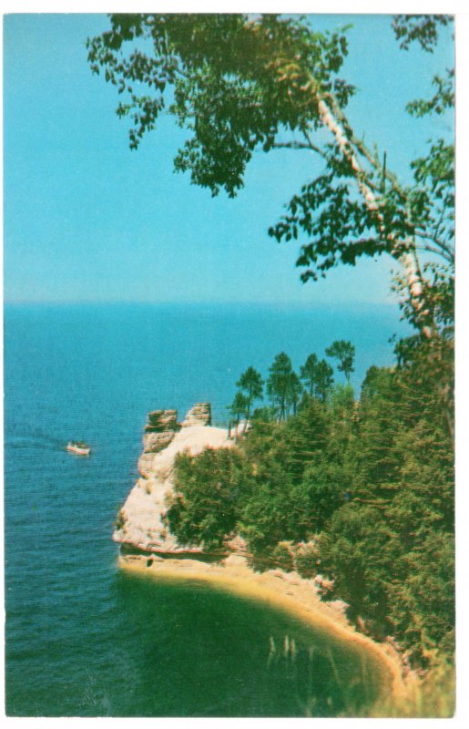 US    PC3330  PICTURED ROCKS, MICHIGAN'S UPPER PENINSULA