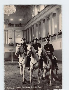 Postcard Pas de Trois, Spanische Reitschule, Vienna, Austria