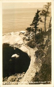 Postcard RPPC Photo Oregon Devil's Punch bowl Beautiful Coast 23-635