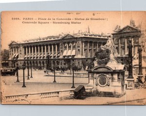 France Paris Place de la Concorde Statue de Strasbourg