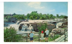 SD - Sioux Falls. The Falls in Falls Park ca 1963
