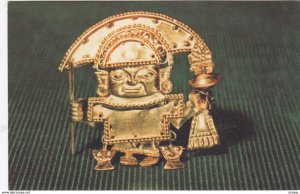 Gold Ear ornament , Nazca , Peru , 40-50s