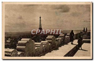 Old Postcard Paris Strolling the Platform L & # 39Arc de Triomphe Eiffel Tower