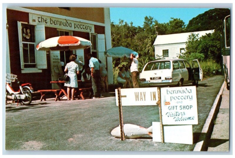 Bermuda Postcard The Bermuda Pottery Gift Shop c1950's Unposted Vintage