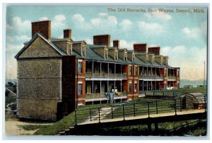 c1950's View Of The Old Barracks Fort Wayne Detroit Michigan MI Vintage Postcard