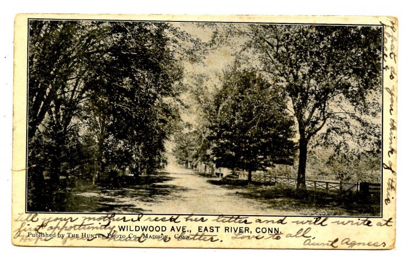 CT - East River. Wildwood Avenue