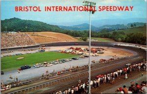 Postcard Bristol International Speedway Auto Racing in Bristol, Tennessee