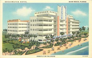 Miami Beach Florida Breakwater Hotel Deco roadside Teich linen Postcard 21-8048