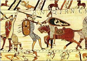 VINTAGE CONTINENTAL SIZE POSTCARD FIGHT BETWEEN A NORMAN AND A SAXON TAPESTRY