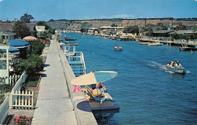 Balboa Island California scenic view boat in Grand Canal vintage pc ZA440644