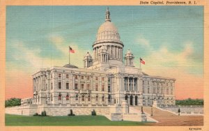 Vintage Postcard 1930's State Capitol Providence Rhode Island R. I.