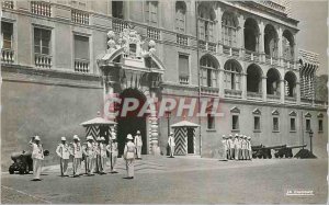 Monaco Modern Postcard The notes of the guard at the princely palace Army