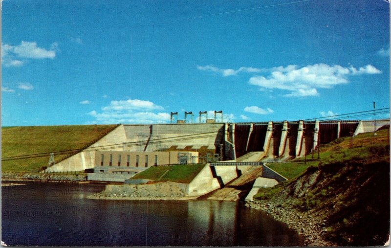 Moore Dam Littleton New Hampshire NH Postcard VTG UNP Vintage Unused Chrome 