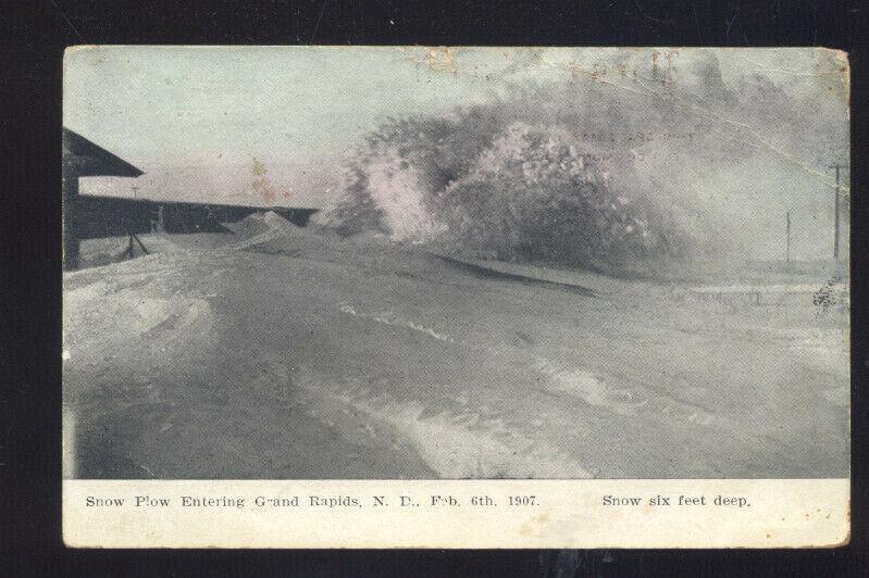 GRAND RAPIDS NORTH DAKOTA SNOW PLOW RAILROAD TRAIN VINTAGE POSTCARD N.D