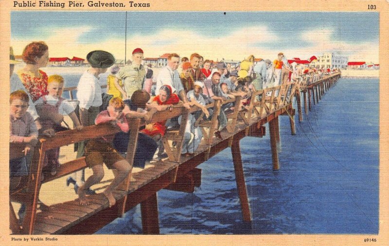 GALVESTON TX~PUBLIC FISHING PIER-CAUSEWAY-AERIAL BUSINESS~1947 LOT 3 POSTCARDS