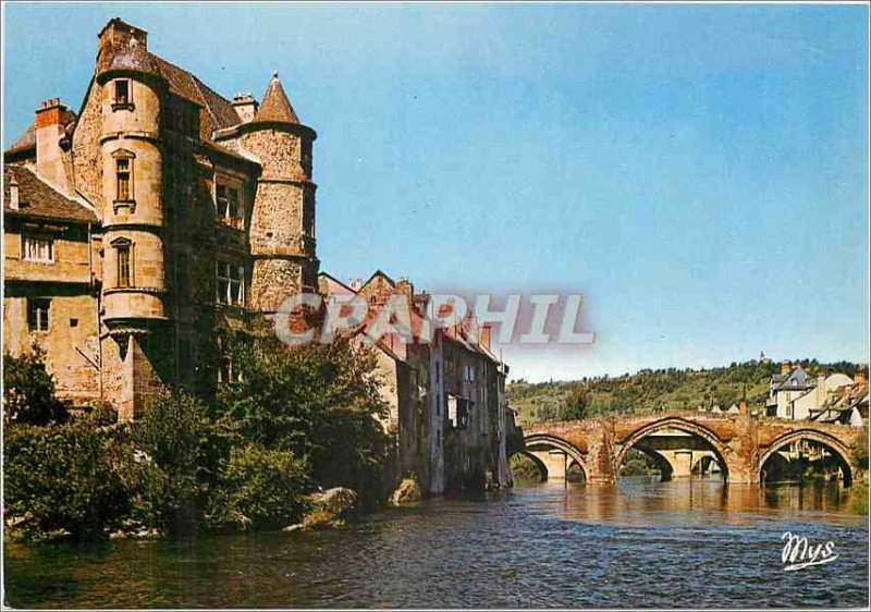 Modern Postcard Espalion Le Chateau and medieval bridge on the Lot