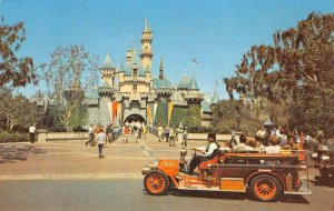 SLEEPING BEAUTY CASTLE Anaheim CA Fantasyland DISNEYLAND c1950s Vintage Postcard