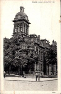 View of Court House, Decatur IN c1931 Vintage Postcard Q69