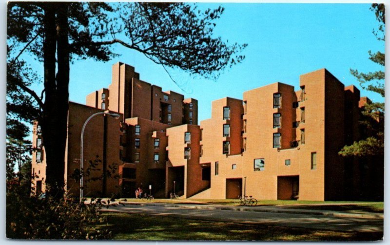 Postcard - Christensen Hall, University Of New Hampshire - Durham, New Hampshire