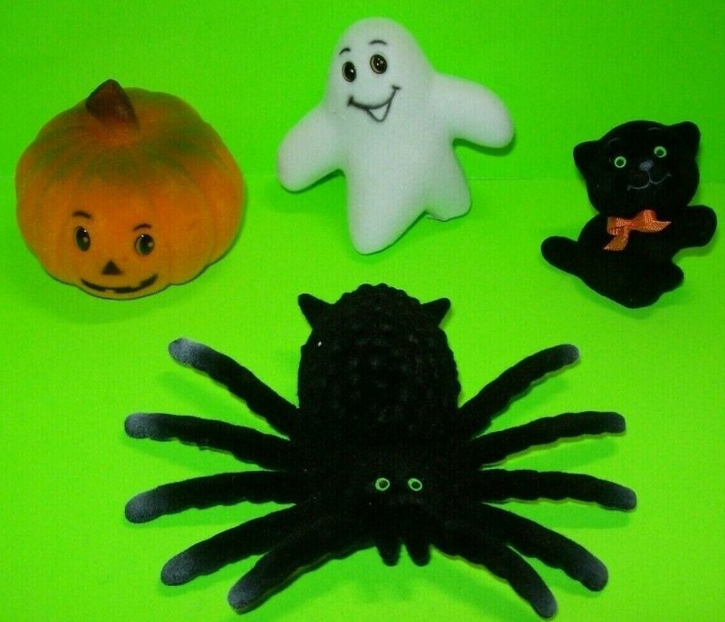 Vintage Halloween Flocked Toys Black Widow Spider Cat Ghost NOS 1960s Hong Kong