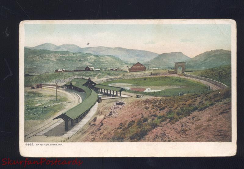 GARDINER MONTANA RAILROAD DEPOT TRAIN STATION YELLOWSTONE PARK POSTCARD