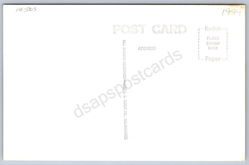 K23/ McCook Nebraska RPPC Postcard c1940s U.S. Post Office Building 277