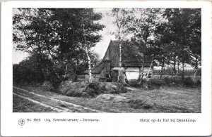 Netherlands Hutje op de Hei bij Denekamp Vintage Postcard 09.45