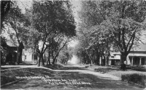 Creston Iowa Montgomery Street Ten Cent Store #3265 Postcard 22-21