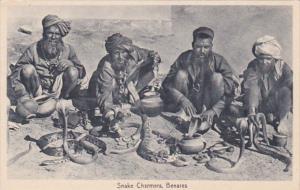 India Benares Snake Charmers