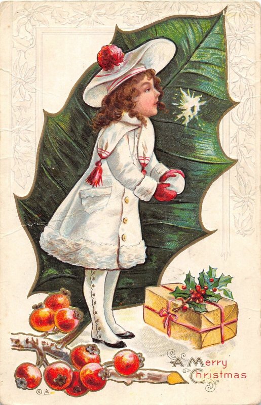 F76/ Valentine's Day Love Holiday Postcard c1910 Pretty Girl Snowball 10