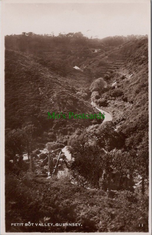 Guernsey Postcard - Petit Bot Valley, The Channel Islands  RS36663