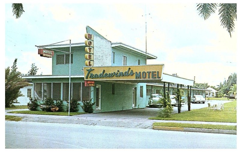 Tradewinds Motel Old Cars Vintage Florida Hotel Postcard
