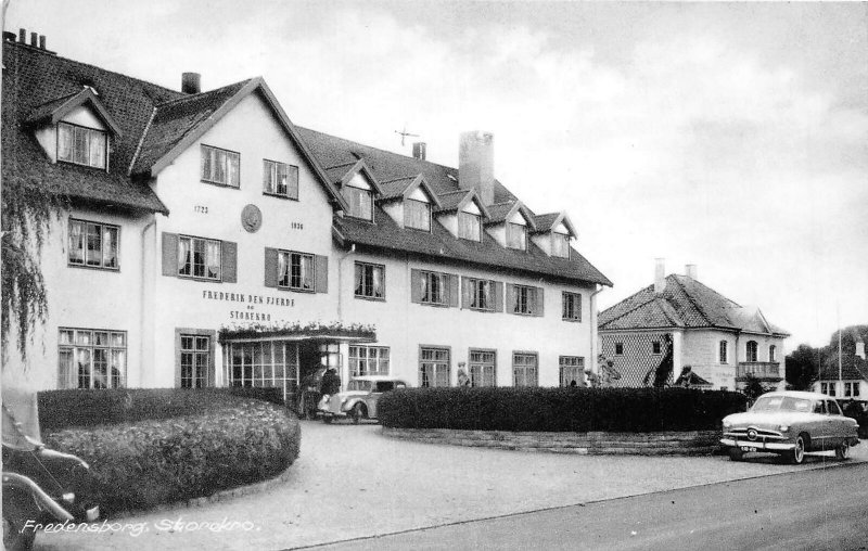 Lot 74  fredensborg denmark storekro hotel car