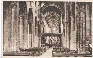 Yorkshire Postcard - The Nave - Selby Abbey     ZZ3429